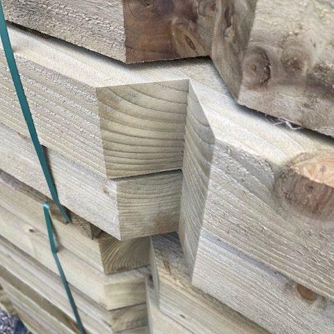 5x4 Notched Timber Fence Post And Arris Rail - Decking Delivery