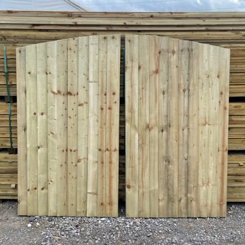 Featheredge Entrance, Driveway Gate Arch Top (Pair) - Decking Delivery