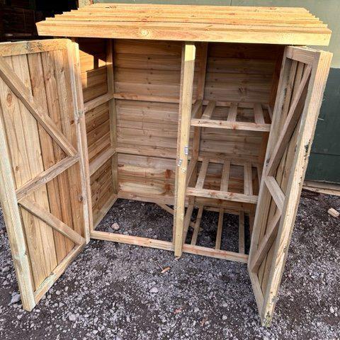Wheelie Bin Store - For 240 Litre Bins - Decking Delivery