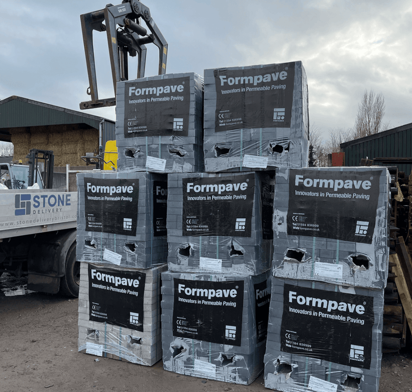 New in the yard! Block paving! Ready to be delivered to your driveway