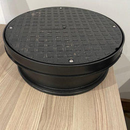 320MM MANHOLE COVER C/W MINI RISER - Decking Delivery