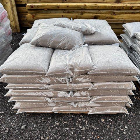 Holm Sand 25kg - Decking Delivery