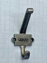 Item hooks - Decking Delivery